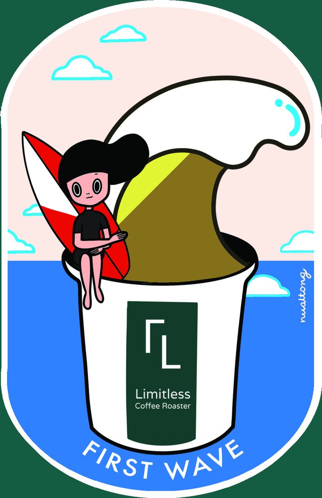 ภาพวาดคนนั่งกอดกระดานโต้คลื่นอยู่ขอบแก้วกาแฟ มีคลื่นลูกเดียวด้านหลัง